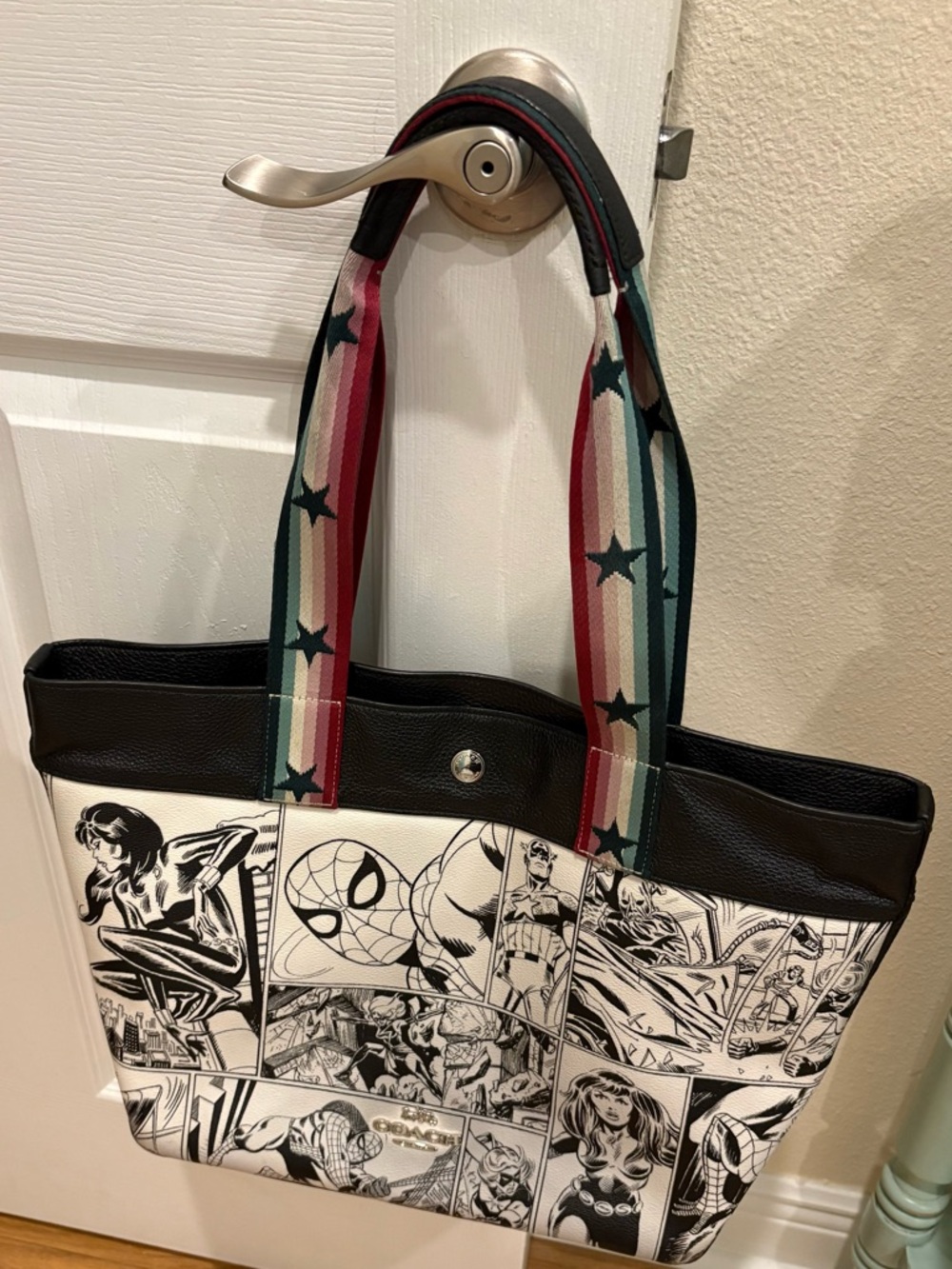 Retired Coach Black & White Marvel Print Tote with Star-Striped Handles - Picture 3 of 14